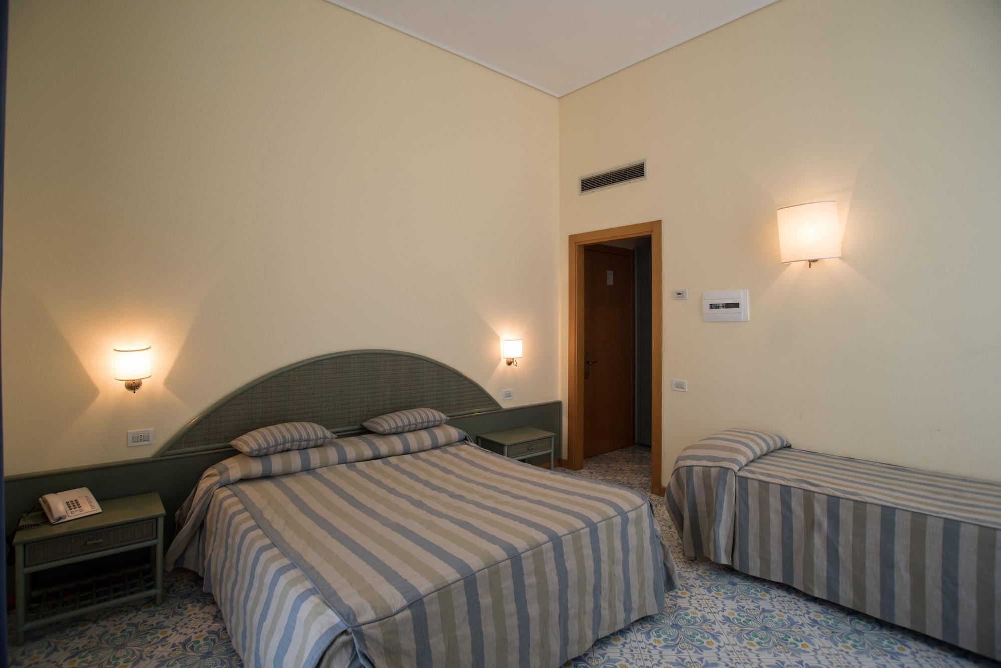 Hotel Villa Maria Sorrento Kültér fotó