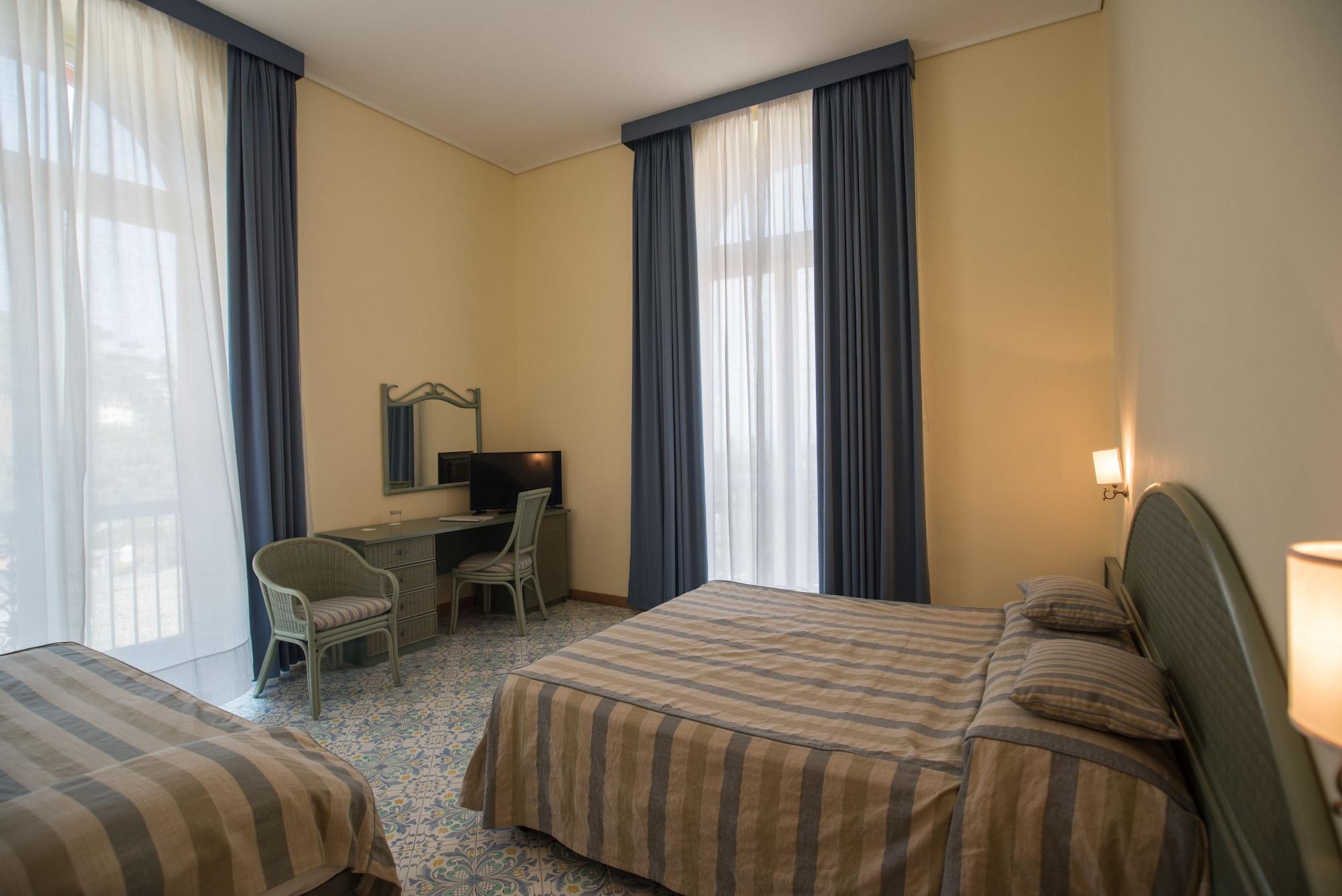 Hotel Villa Maria Sorrento Kültér fotó