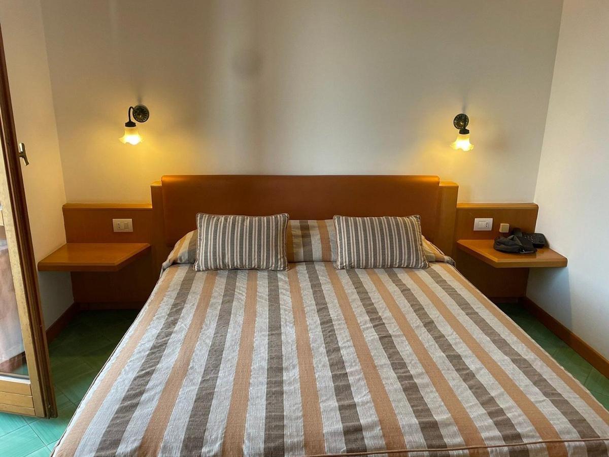Hotel Villa Maria Sorrento Kültér fotó