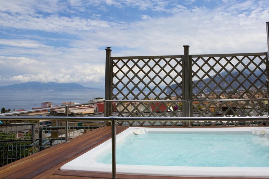 Hotel Villa Maria Sorrento Kültér fotó